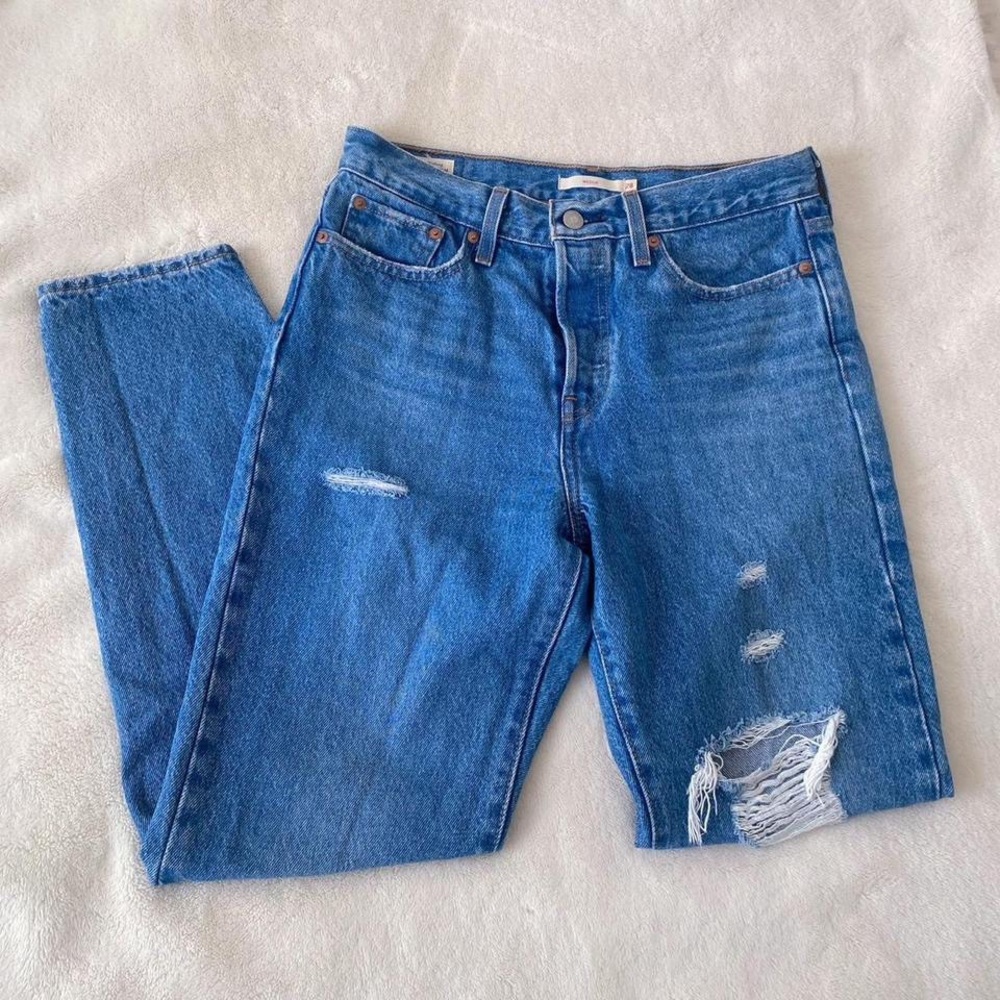 Levi’s Wedgie Jeans🤍